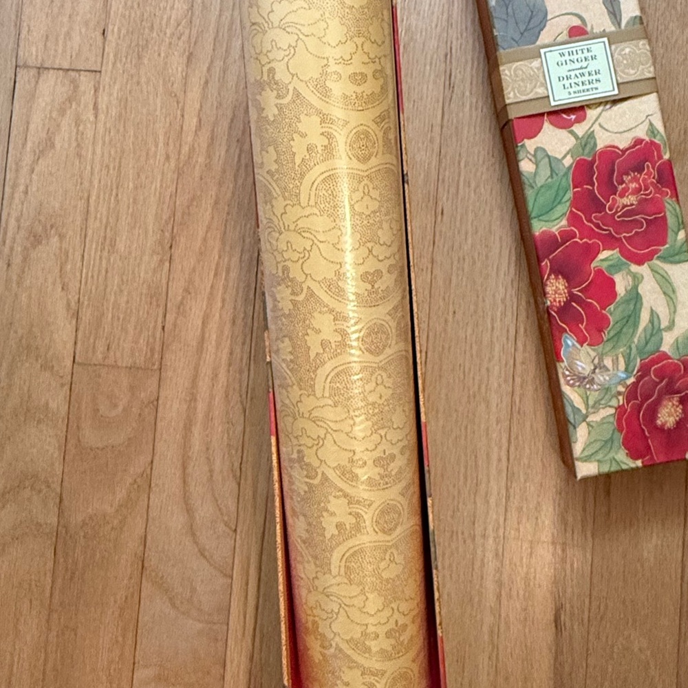 🆕 Punch Studio elegant scented shelf drawer liner paper white ginger NIB floral